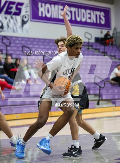 Thumbnail 3 in Roy vs. Cottonwood (Riverton Holiday Tournament) photogallery.