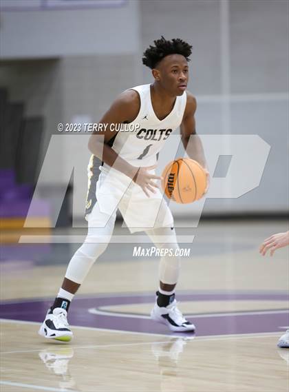 Thumbnail 2 in Roy vs. Cottonwood (Riverton Holiday Tournament) photogallery.