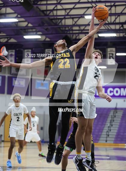 Thumbnail 1 in Roy vs. Cottonwood (Riverton Holiday Tournament) photogallery.