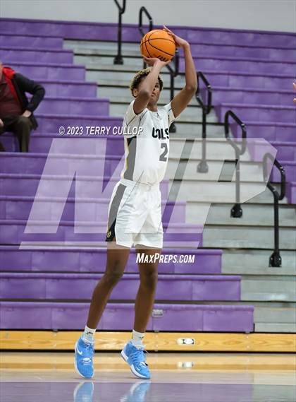 Thumbnail 2 in Roy vs. Cottonwood (Riverton Holiday Tournament) photogallery.