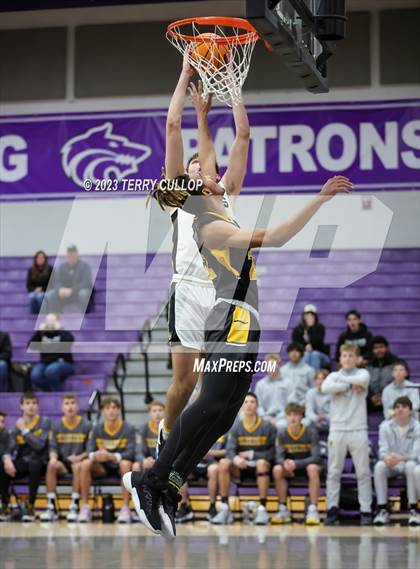 Thumbnail 3 in Roy vs. Cottonwood (Riverton Holiday Tournament) photogallery.