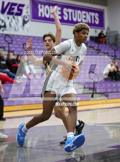 Thumbnail 1 in Roy vs. Cottonwood (Riverton Holiday Tournament) photogallery.