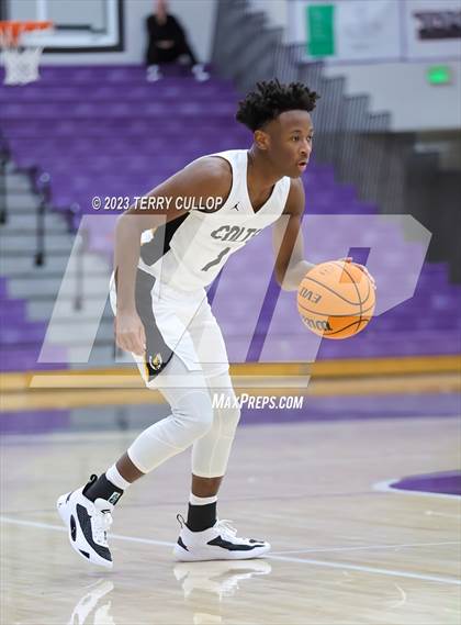 Thumbnail 1 in Roy vs. Cottonwood (Riverton Holiday Tournament) photogallery.