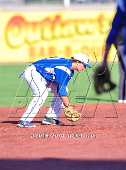 Thumbnail 3 in Flower Mound vs. Midlothian (UIL 6A Area Playoff) photogallery.