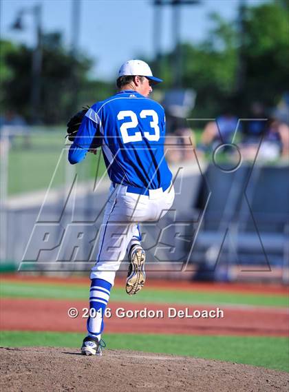 Thumbnail 3 in Flower Mound vs. Midlothian (UIL 6A Area Playoff) photogallery.