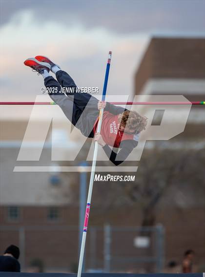 Thumbnail 3 in Spring Valley Weekday #1 (Pole Vault) photogallery.