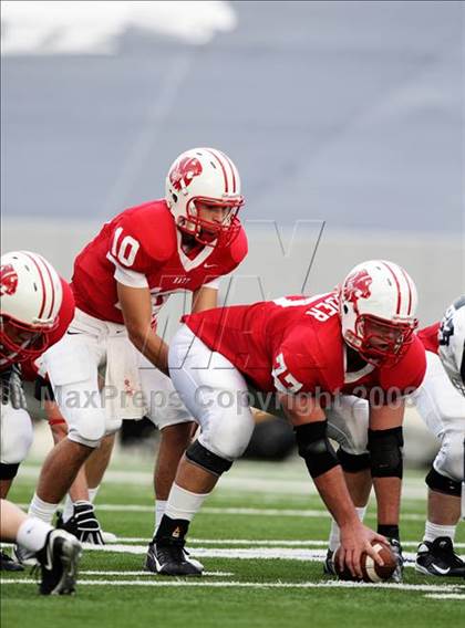 Thumbnail 3 in Smithson Valley vs. Katy (Texas 5A D2 Semifinal) photogallery.