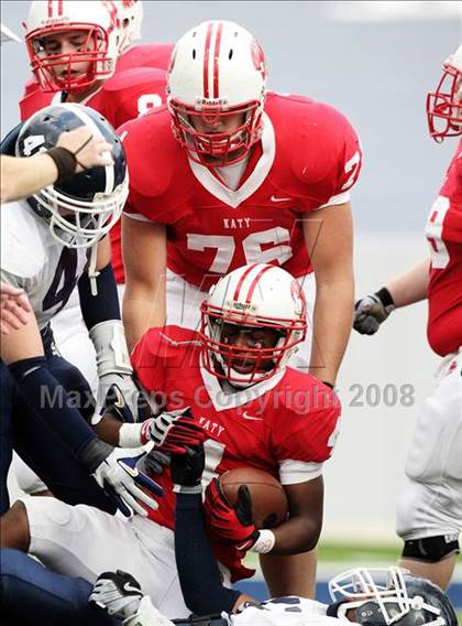 Thumbnail 2 in Smithson Valley vs. Katy (Texas 5A D2 Semifinal) photogallery.