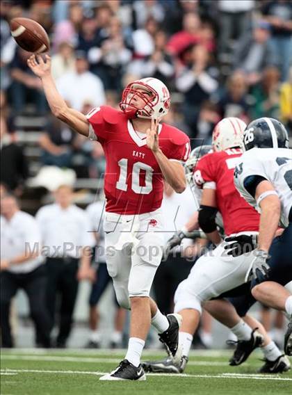 Thumbnail 1 in Smithson Valley vs. Katy (Texas 5A D2 Semifinal) photogallery.