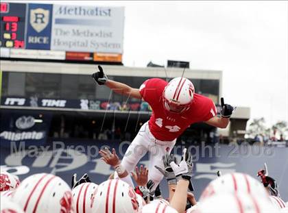 Thumbnail 3 in Smithson Valley vs. Katy (Texas 5A D2 Semifinal) photogallery.