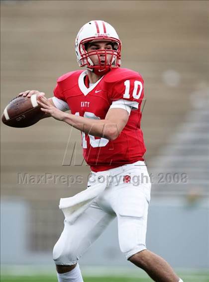 Thumbnail 3 in Smithson Valley vs. Katy (Texas 5A D2 Semifinal) photogallery.