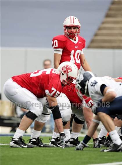 Thumbnail 3 in Smithson Valley vs. Katy (Texas 5A D2 Semifinal) photogallery.