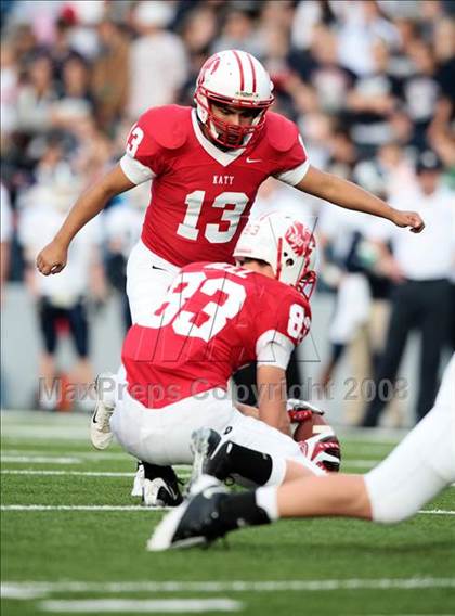 Thumbnail 1 in Smithson Valley vs. Katy (Texas 5A D2 Semifinal) photogallery.