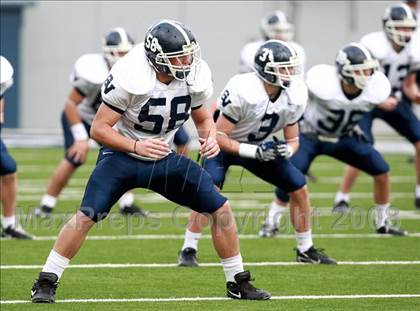 Thumbnail 2 in Smithson Valley vs. Katy (Texas 5A D2 Semifinal) photogallery.