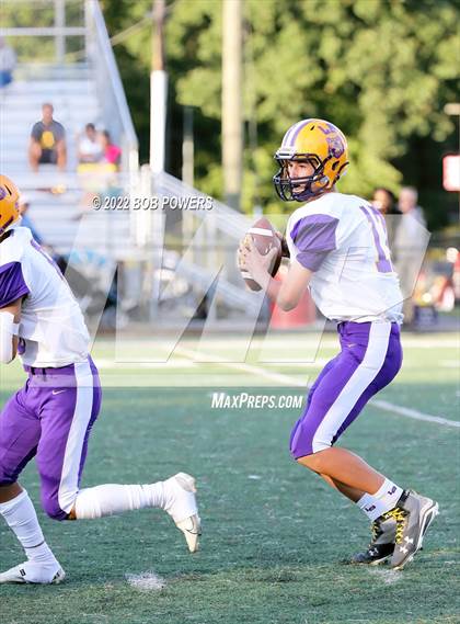 Thumbnail 3 in Lake Braddock @ Annandale photogallery.