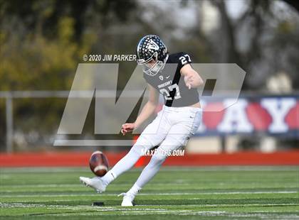 Thumbnail 2 in SA Roosevelt vs. Vandegrift (UIL 6A D2 Area Playoff) photogallery.