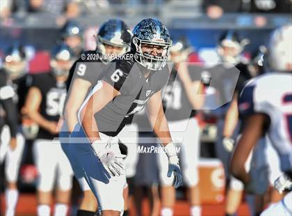 Thumbnail 2 in SA Roosevelt vs. Vandegrift (UIL 6A D2 Area Playoff) photogallery.