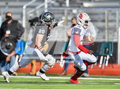 Thumbnail 1 in SA Roosevelt vs. Vandegrift (UIL 6A D2 Area Playoff) photogallery.