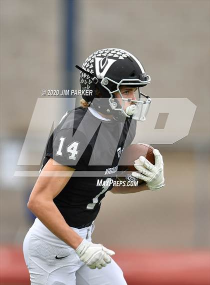 Thumbnail 2 in SA Roosevelt vs. Vandegrift (UIL 6A D2 Area Playoff) photogallery.