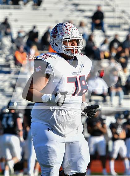 Thumbnail 1 in SA Roosevelt vs. Vandegrift (UIL 6A D2 Area Playoff) photogallery.