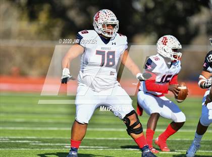 Thumbnail 2 in SA Roosevelt vs. Vandegrift (UIL 6A D2 Area Playoff) photogallery.