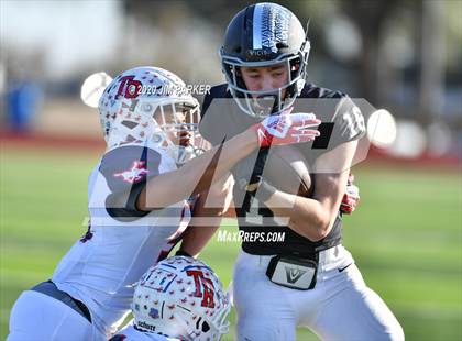 Thumbnail 2 in SA Roosevelt vs. Vandegrift (UIL 6A D2 Area Playoff) photogallery.