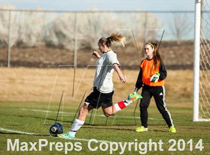 Thumbnail 2 in Eaglecrest @ Pomona photogallery.