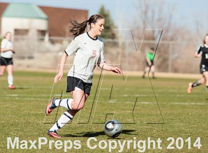 Thumbnail 3 in Eaglecrest @ Pomona photogallery.