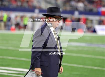 Thumbnail 2 in Manvel vs. Highland Park (UIL 5A Division 1 Final) photogallery.