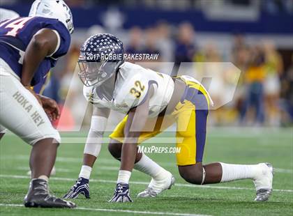 Thumbnail 1 in Manvel vs. Highland Park (UIL 5A Division 1 Final) photogallery.