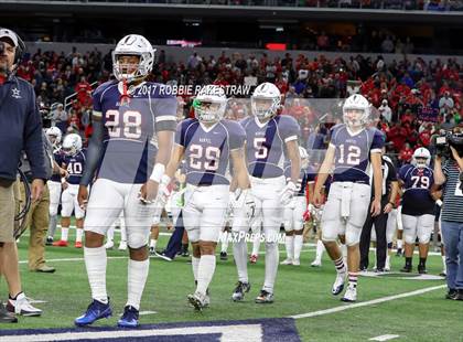 Thumbnail 2 in Manvel vs. Highland Park (UIL 5A Division 1 Final) photogallery.