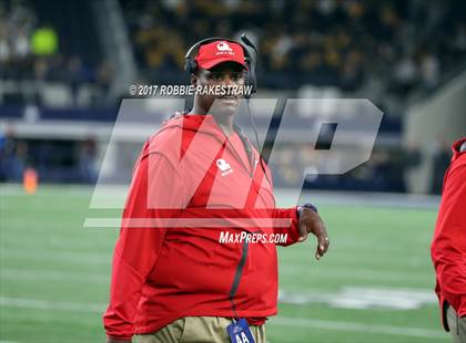 Thumbnail 2 in Manvel vs. Highland Park (UIL 5A Division 1 Final) photogallery.