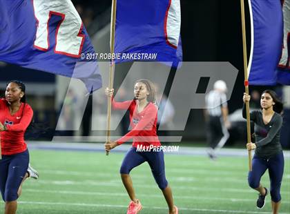 Thumbnail 3 in Manvel vs. Highland Park (UIL 5A Division 1 Final) photogallery.
