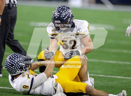 Thumbnail 2 in Manvel vs. Highland Park (UIL 5A Division 1 Final) photogallery.