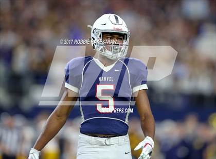 Thumbnail 3 in Manvel vs. Highland Park (UIL 5A Division 1 Final) photogallery.
