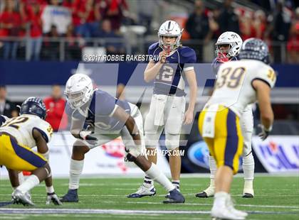 Thumbnail 1 in Manvel vs. Highland Park (UIL 5A Division 1 Final) photogallery.