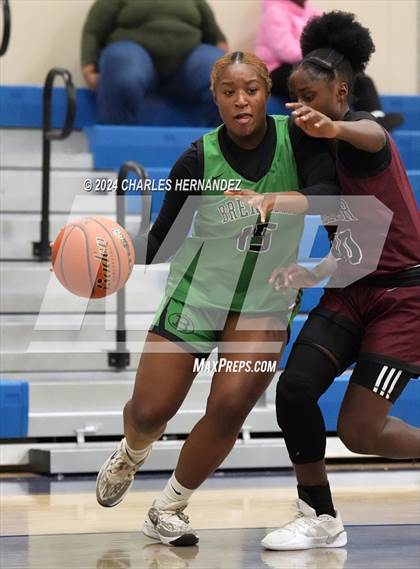 Thumbnail 1 in Brenham vs. Waller (Rattler Shootout Classic) photogallery.