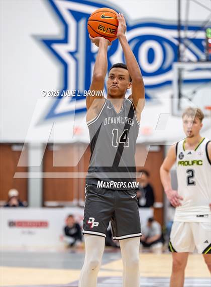 Thumbnail 2 in Prolific Prep vs Dynamic Prep (Chipotle Nationals Semifinal) photogallery.