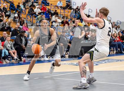 Thumbnail 1 in Prolific Prep vs Dynamic Prep (Chipotle Nationals Semifinal) photogallery.