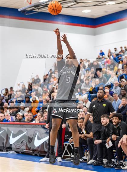 Thumbnail 1 in Prolific Prep vs Dynamic Prep (Chipotle Nationals Semifinal) photogallery.