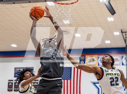 Thumbnail 1 in Prolific Prep vs Dynamic Prep (Chipotle Nationals Semifinal) photogallery.