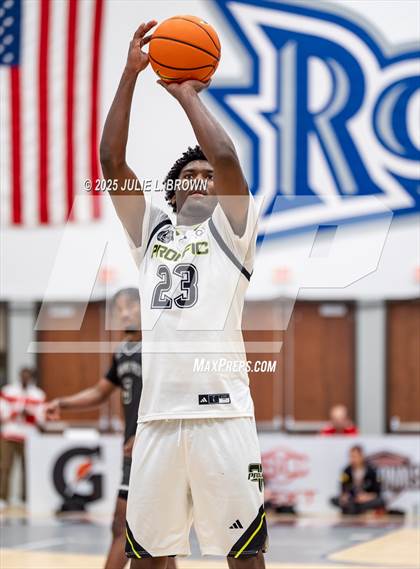 Thumbnail 1 in Prolific Prep vs Dynamic Prep (Chipotle Nationals Semifinal) photogallery.
