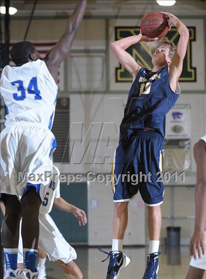 Thumbnail 1 in Oak Ridge vs. Bear Creek photogallery.