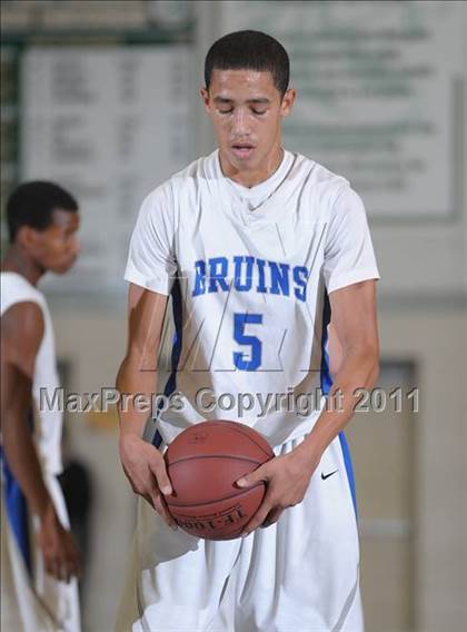 Thumbnail 2 in Oak Ridge vs. Bear Creek photogallery.