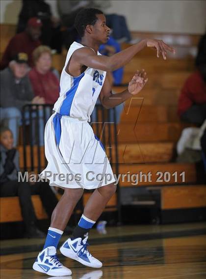 Thumbnail 2 in Oak Ridge vs. Bear Creek photogallery.