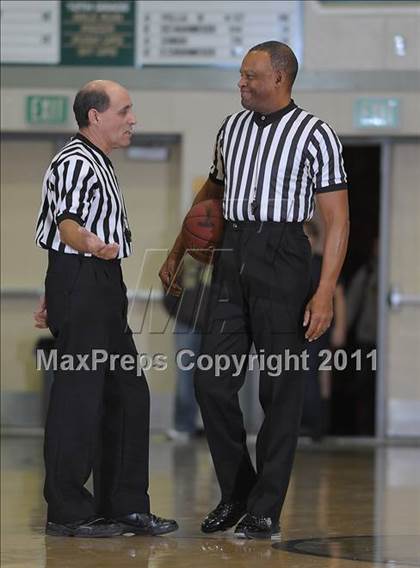 Thumbnail 3 in Oak Ridge vs. Bear Creek photogallery.