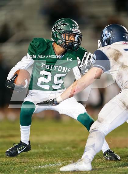 Thumbnail 1 in Linfield Christian @ Pacifica (CIFSS Div 7 Playoff) photogallery.