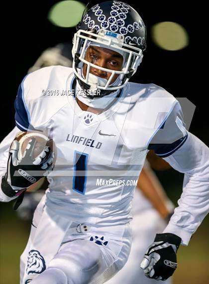Thumbnail 1 in Linfield Christian @ Pacifica (CIFSS Div 7 Playoff) photogallery.