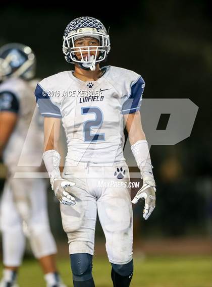 Thumbnail 3 in Linfield Christian @ Pacifica (CIFSS Div 7 Playoff) photogallery.