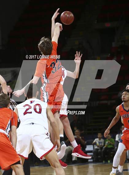 Thumbnail 1 in Liverpool vs Fairport (NYSPHSAA Class AA Semifinal) photogallery.